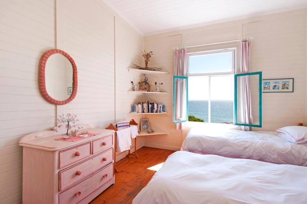 Stunning Boulders House - Simonstown, Cape Holiday home Cape Town