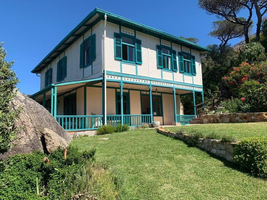Stunning Boulders House - Simonstown, Cape Holiday home Cape Town