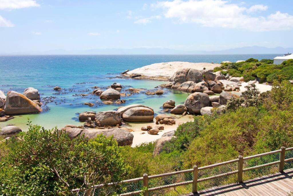 Stunning Boulders House - Simonstown, Cape *